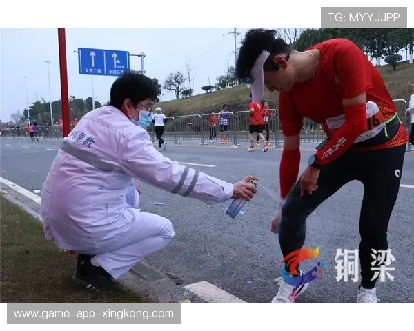 世界马拉松城市赛完善赛道医疗响应机制，马拉松医疗跑者